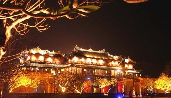 Hue-Festival 2014: Einzigartigkeit des Programms “Die Nacht im Kaiserpalast”